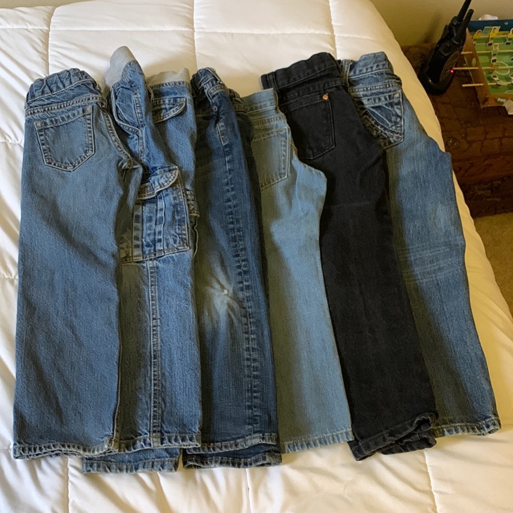 Sz 6 boys jeans- (6 pair) wrangler, gap, old navy, crazy 8